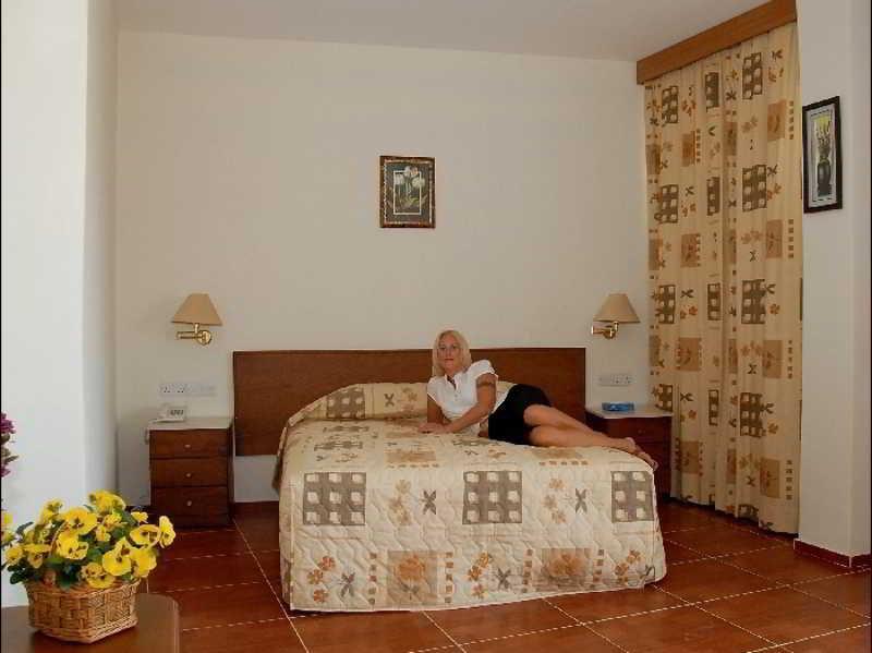 M. Moniatis Hotel Limisso Esterno foto