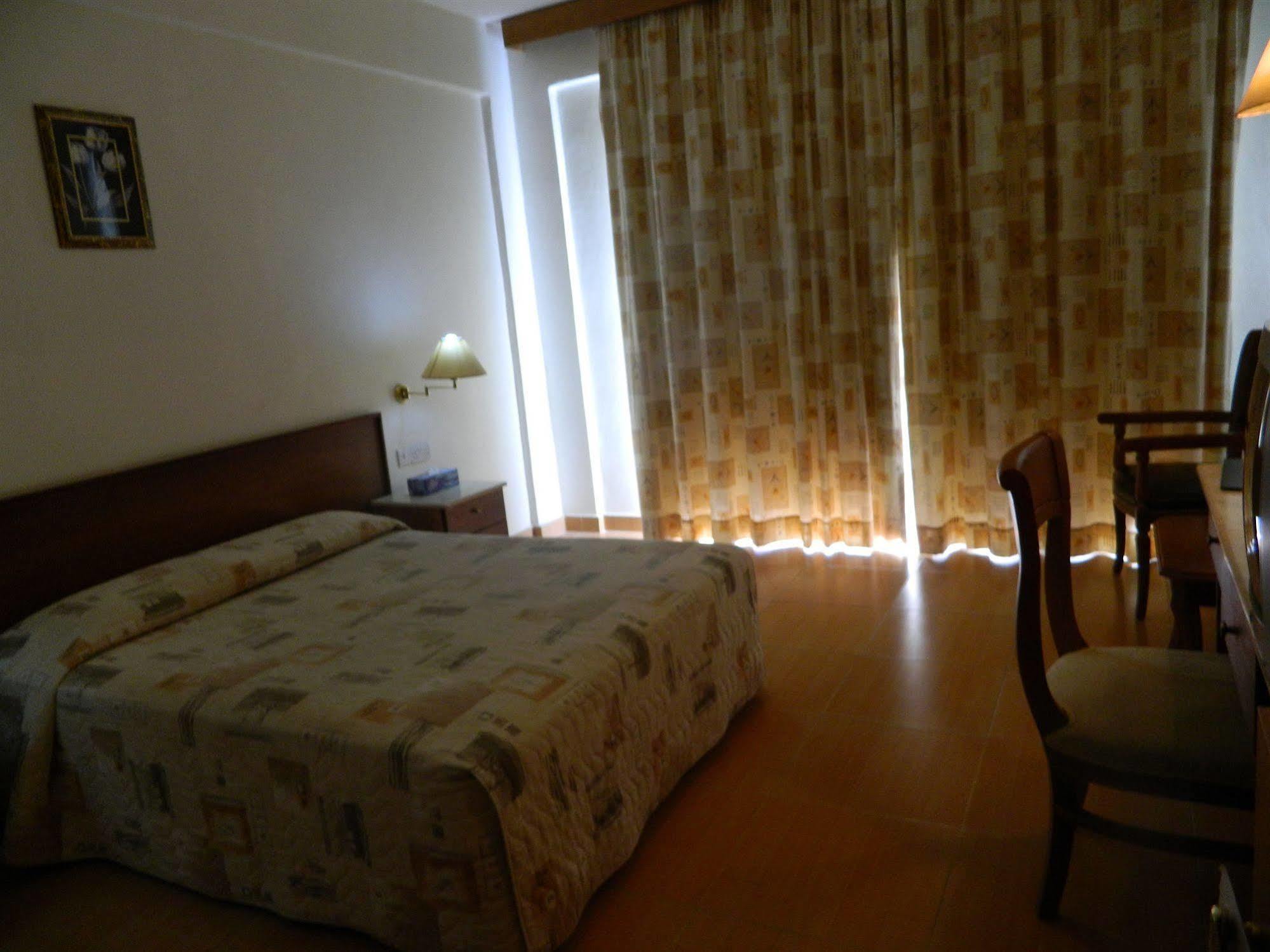 M. Moniatis Hotel Limisso Esterno foto