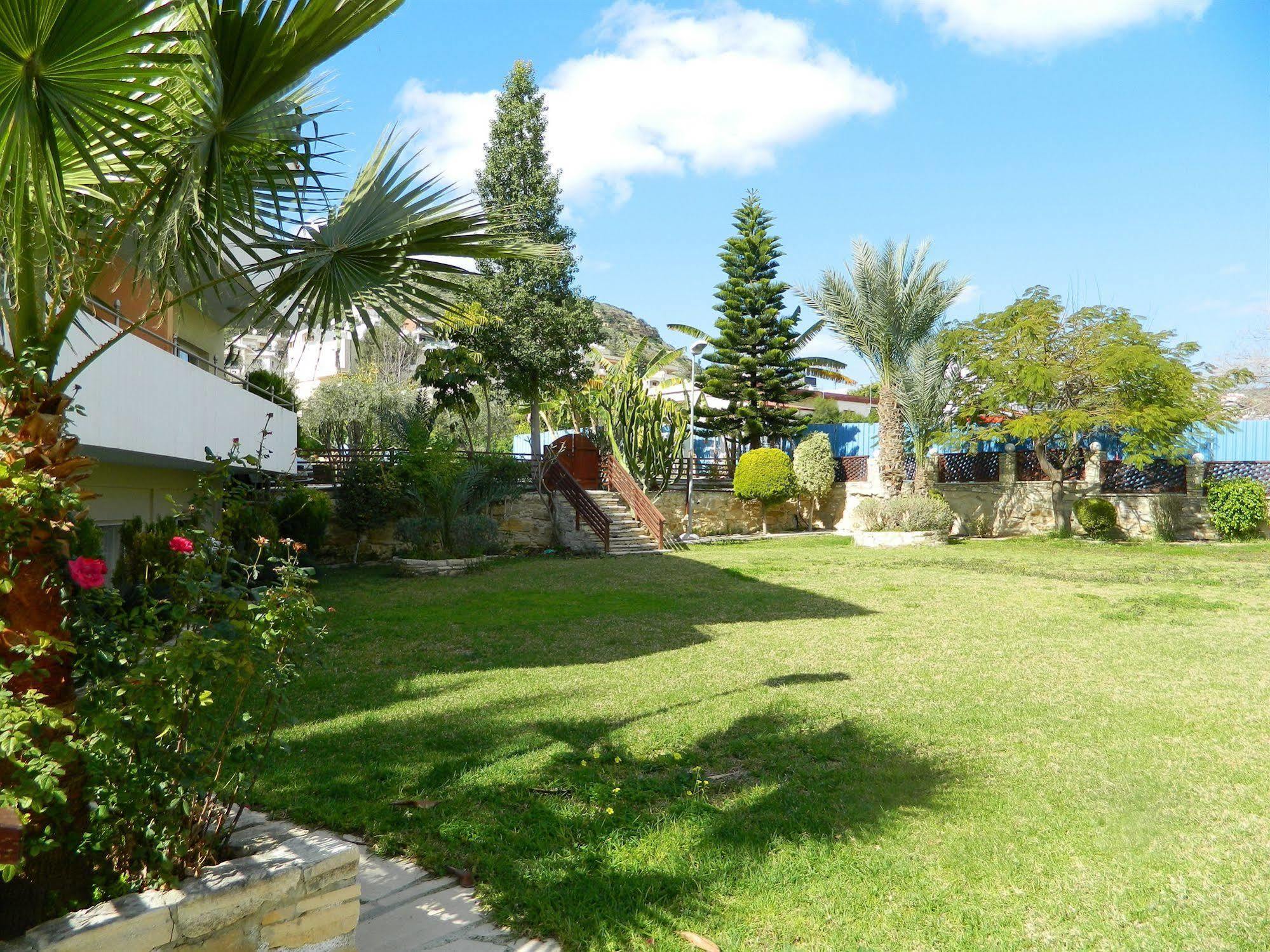 M. Moniatis Hotel Limisso Esterno foto