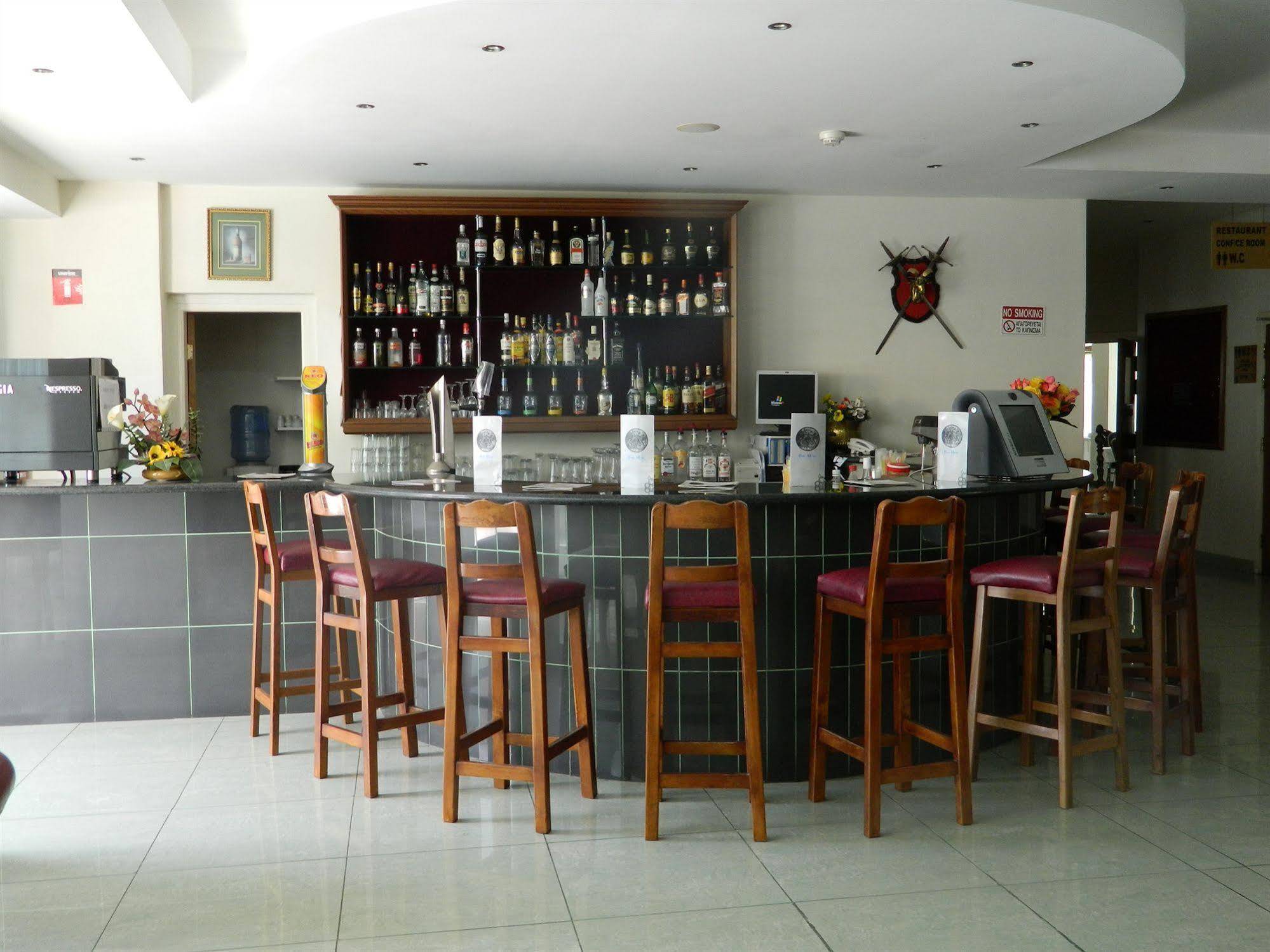 M. Moniatis Hotel Limisso Esterno foto