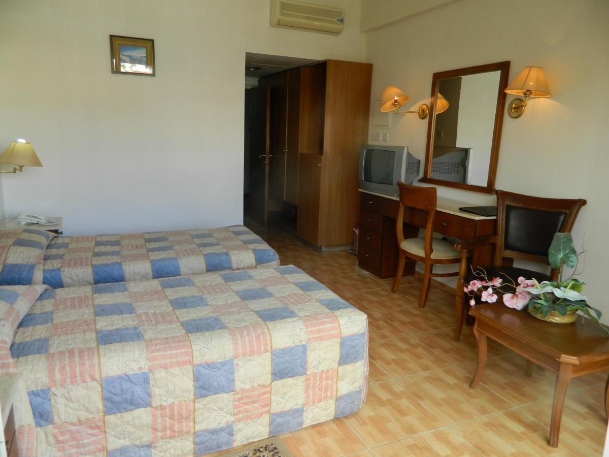 M. Moniatis Hotel Limisso Esterno foto